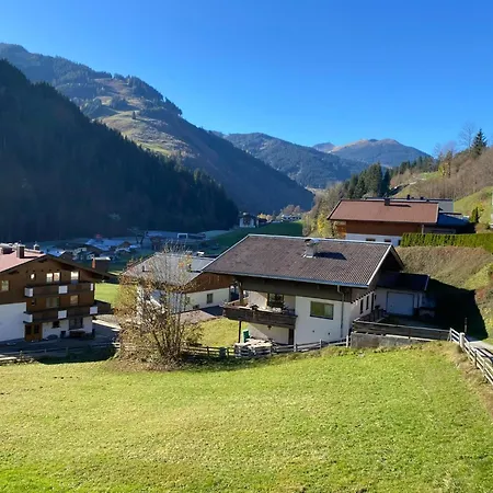Residenz Am Erzbach 2a - 2b *