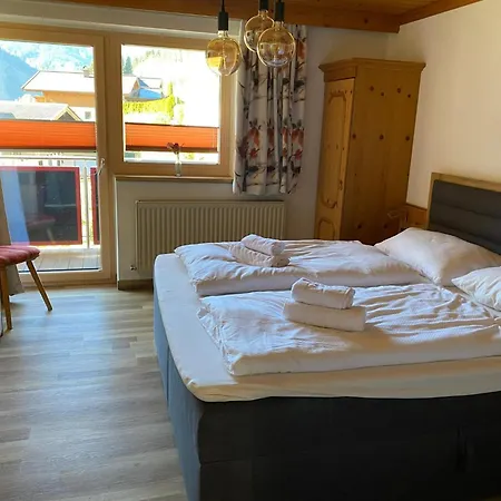 Residenz Am Erzbach 2a - 2b Viehhofen