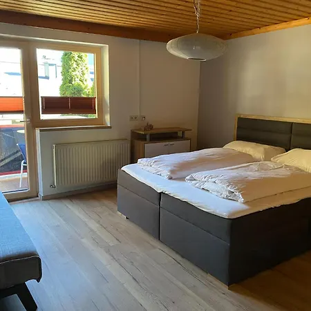 Residenz Am Erzbach 2a - 2b 公寓 菲霍芬